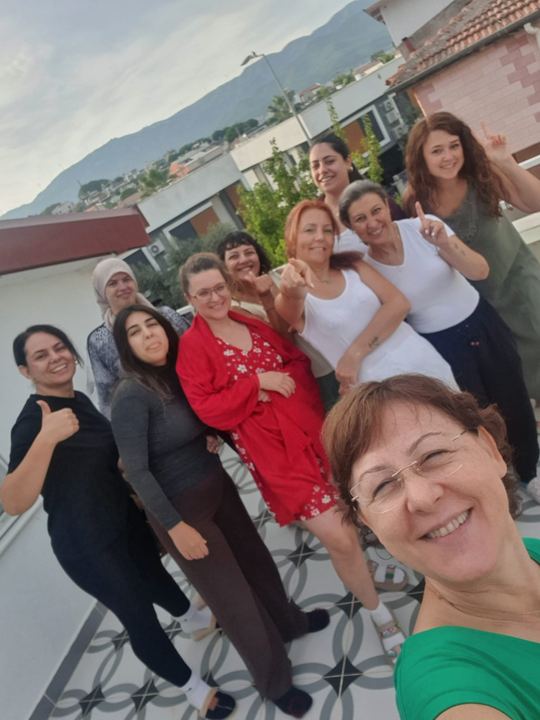 Terasta grup hatırası